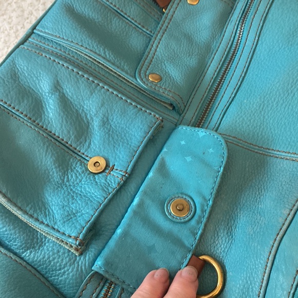FOSSIL Teal Turquoise Blue Leather Crossbody/Messenger handbag (A) - Picture 9 of 10